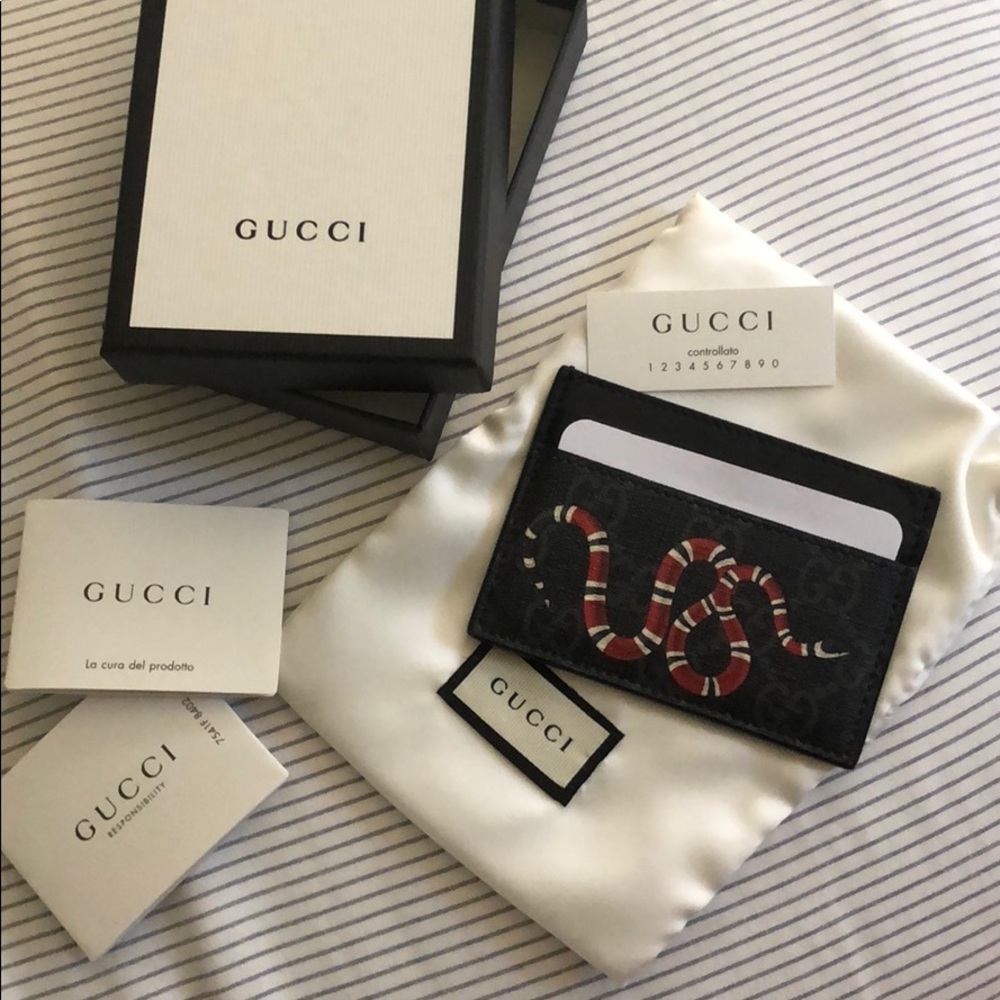 Men’s Gucci wallet / card holder